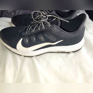 Nike Quest 2 Black Running Shoes CI3803-005,  Women’s, sz 9